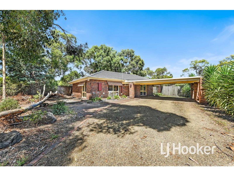 175 Endeavour Drive, Cranbourne North VIC 3977