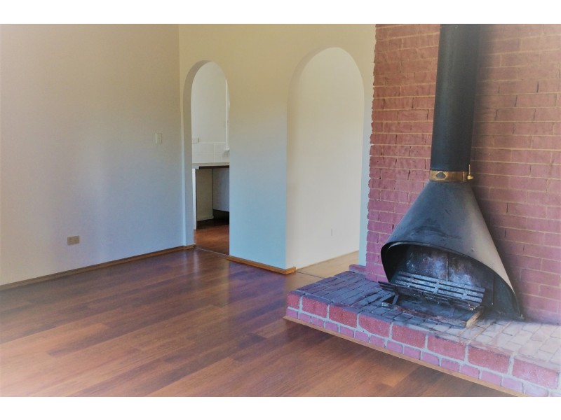 35 Kareela Road, Frankston VIC 3199