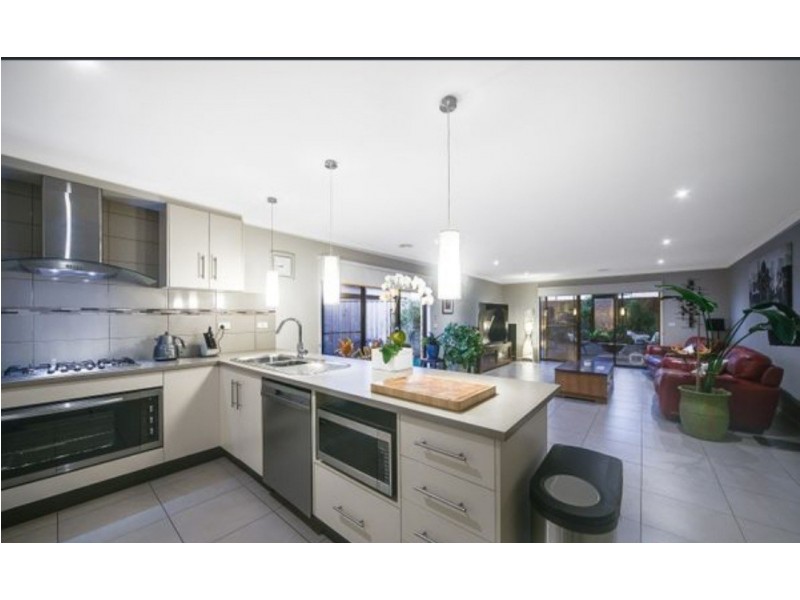 14 Brocker Street, Clyde North VIC 3978