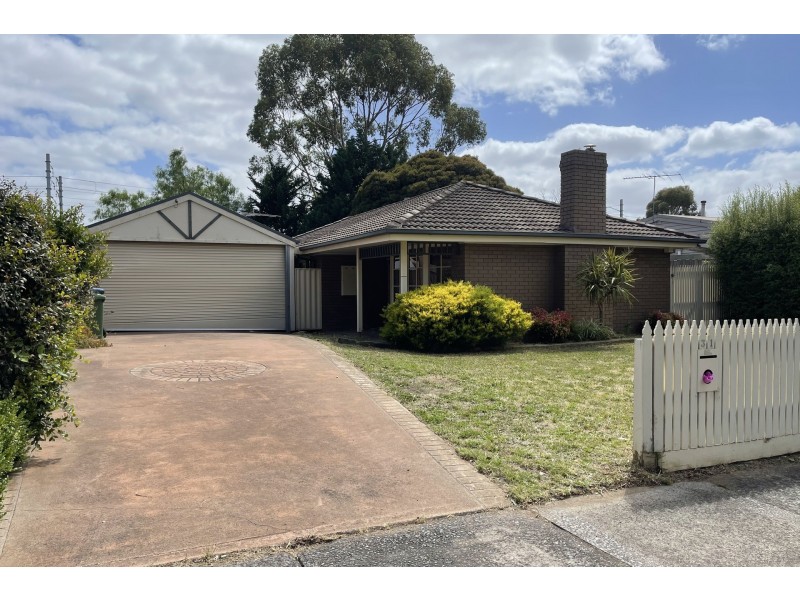 31 Woodlands Crescent, Narre Warren VIC 3805