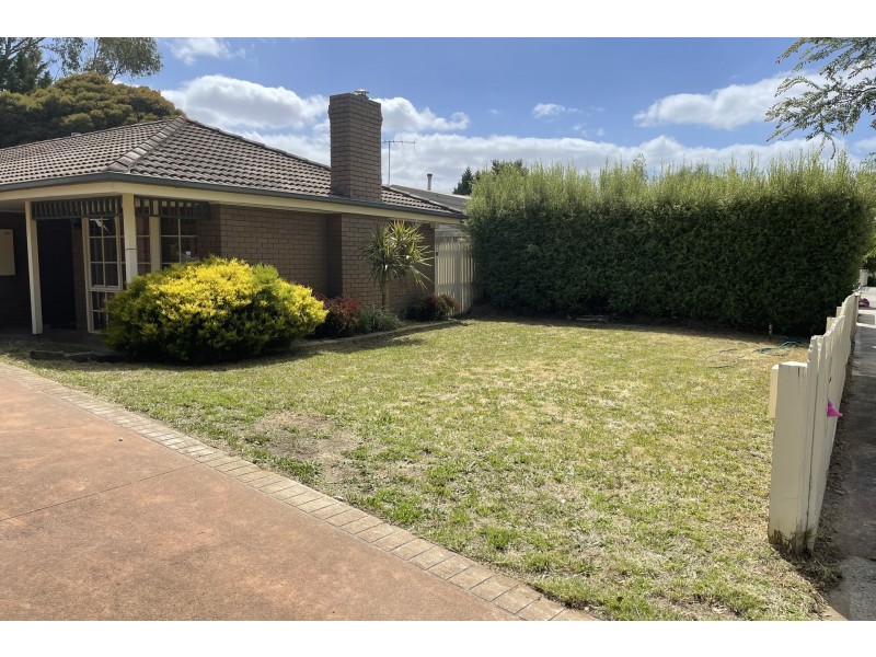 31 Woodlands Crescent, Narre Warren VIC 3805