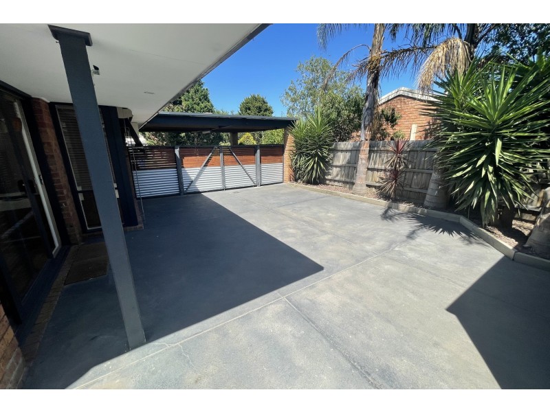 9 Berridale Court, Hampton Park VIC 3976