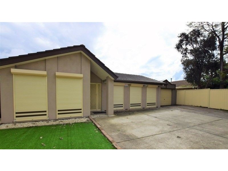 61 Pound Road, Hampton Park VIC 3976