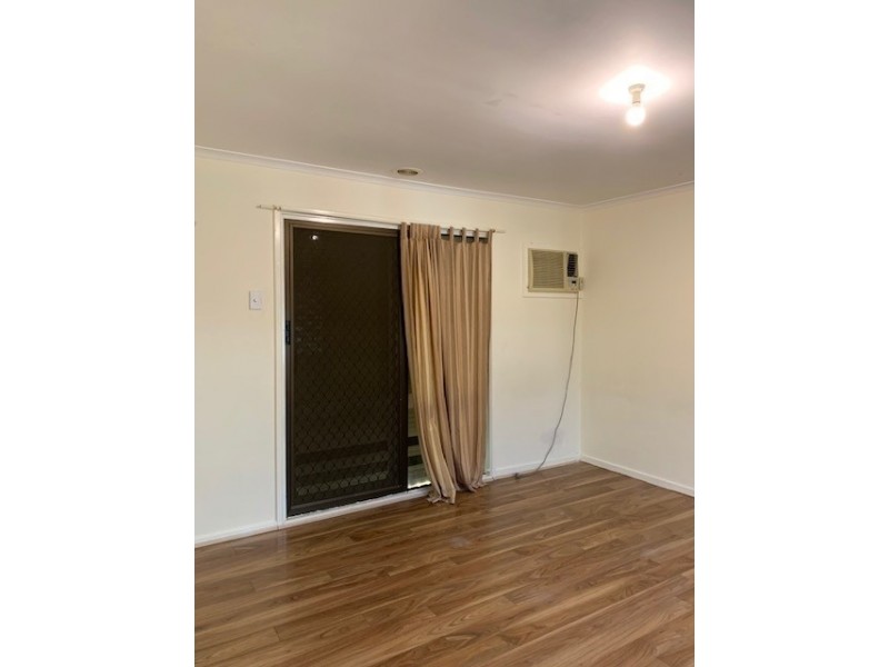 61 Pound Road, Hampton Park VIC 3976