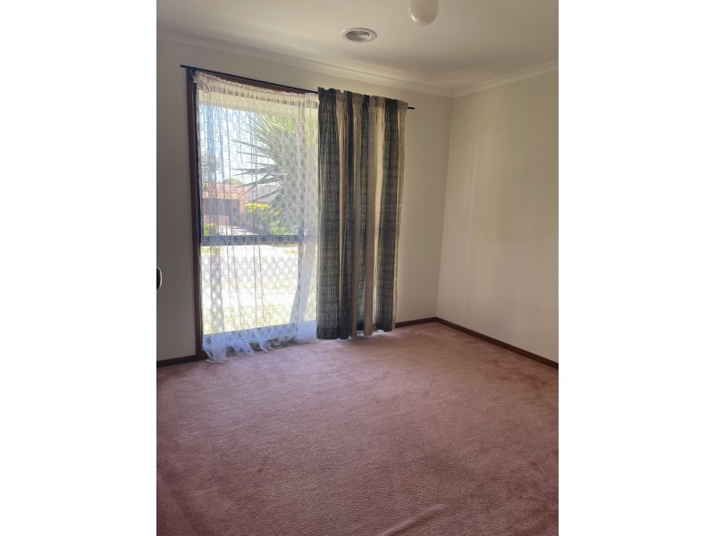 1/125 Fordholm Road, Hampton Park VIC 3976