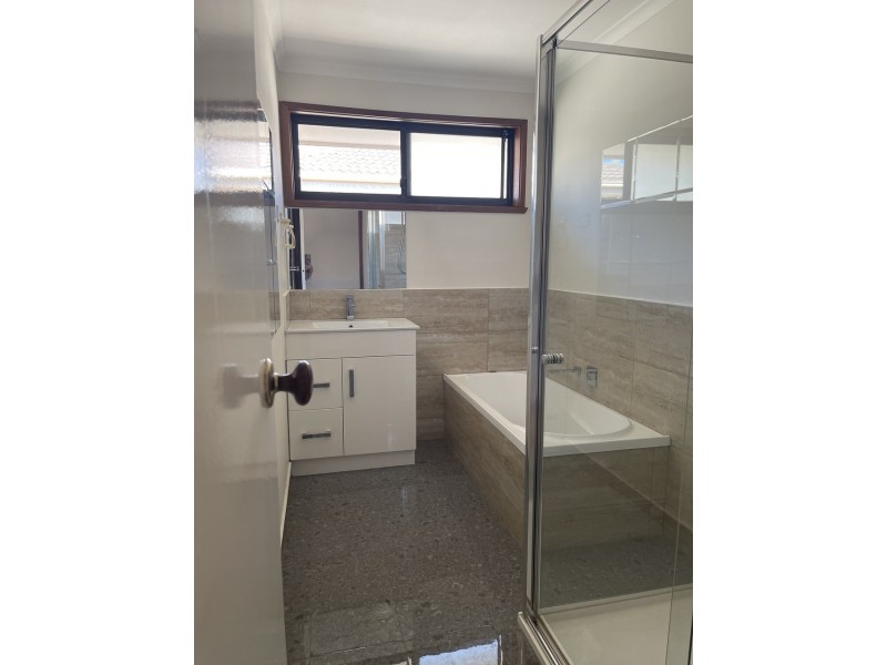 1/125 Fordholm Road, Hampton Park VIC 3976