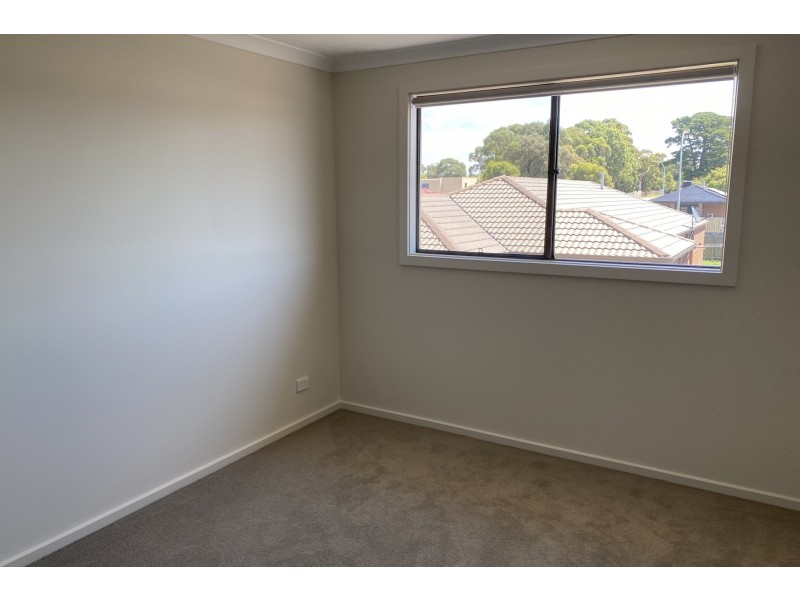 3 Camaro Drive, Cranbourne East VIC 3977