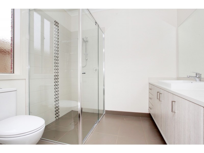 58 Haflinger Avenue, Cranbourne East VIC 3977