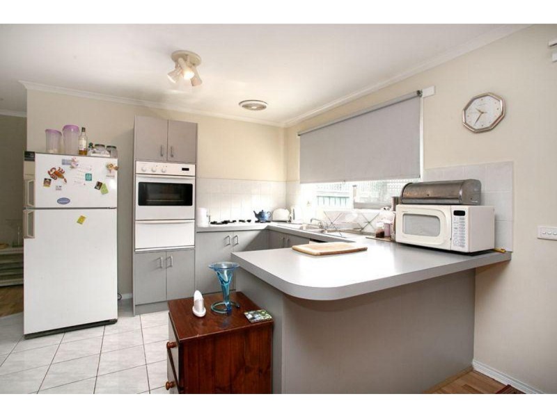 43 Amber Drive, Hampton Park VIC 3976