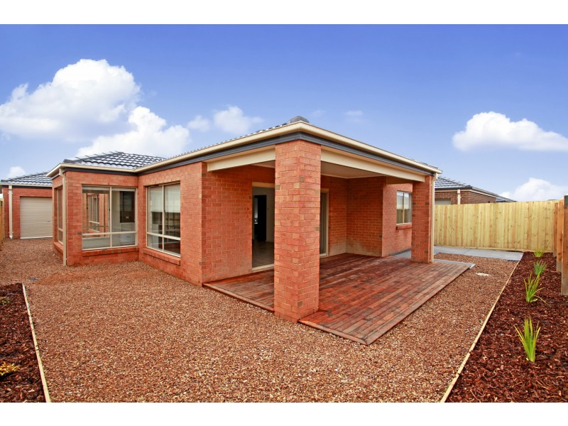 62 Haflinger Avenue, Cranbourne East VIC 3977