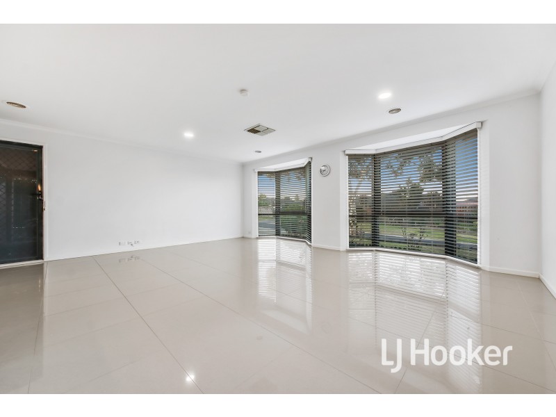 17 Dairy Farm Terrace, Hampton Park VIC 3976