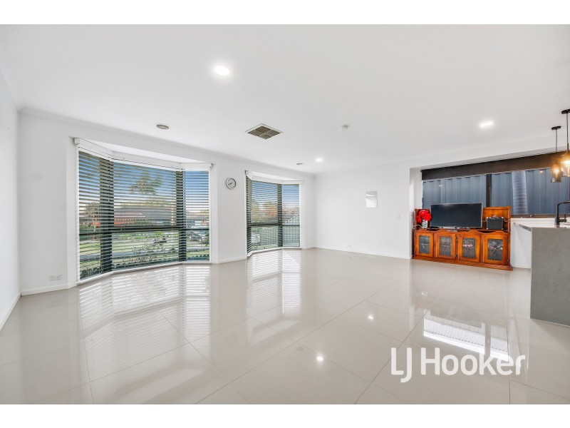 17 Dairy Farm Terrace, Hampton Park VIC 3976