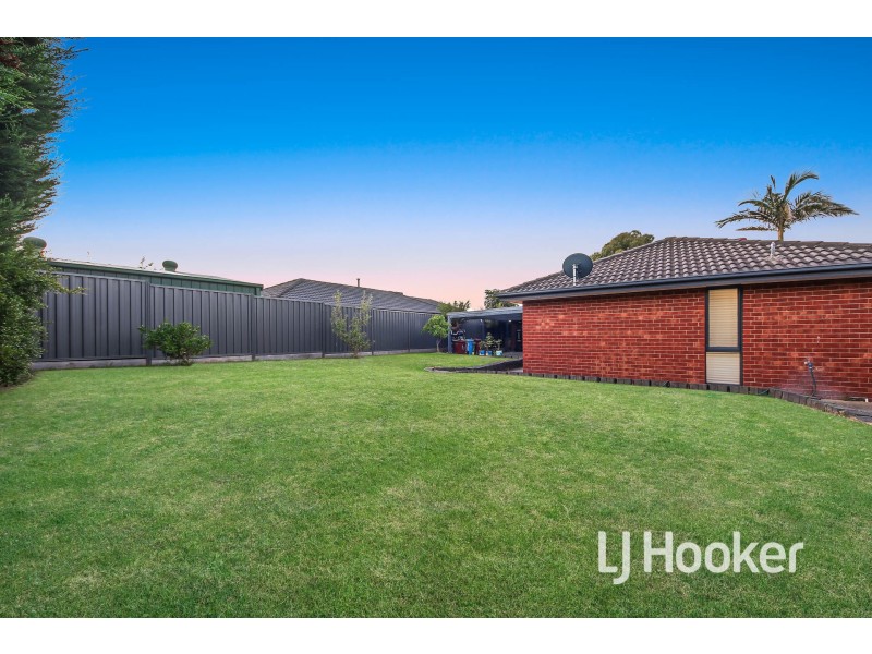 17 Dairy Farm Terrace, Hampton Park VIC 3976