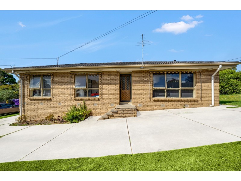 1/8 Rebecca Street, Doveton VIC 3177