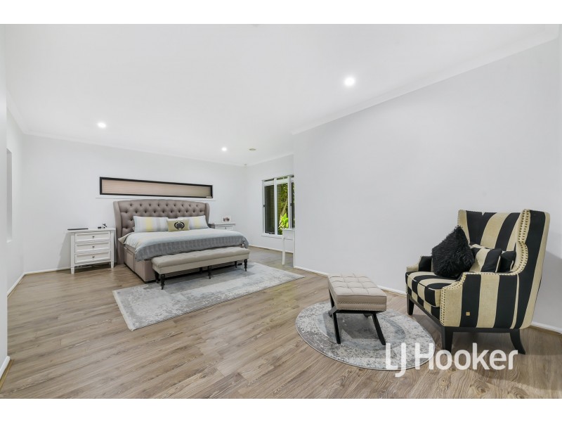 45 Von Nida Drive, Cranbourne North VIC 3977