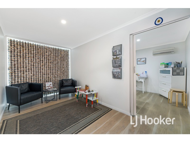 45 Von Nida Drive, Cranbourne North VIC 3977