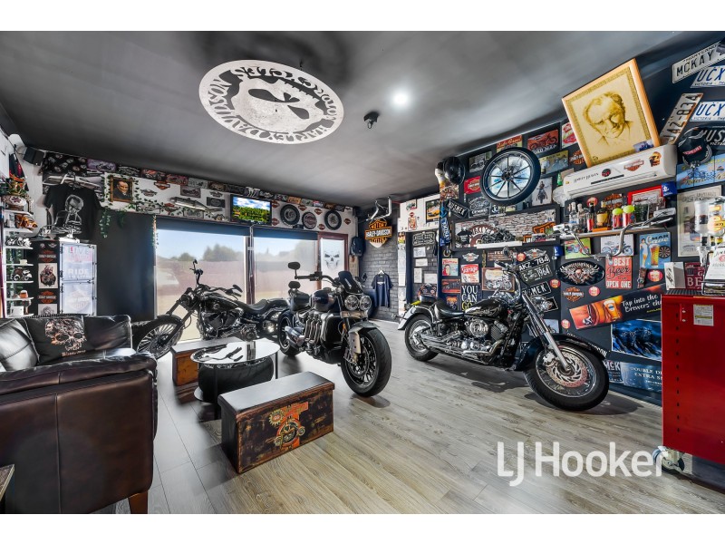 45 Von Nida Drive, Cranbourne North VIC 3977