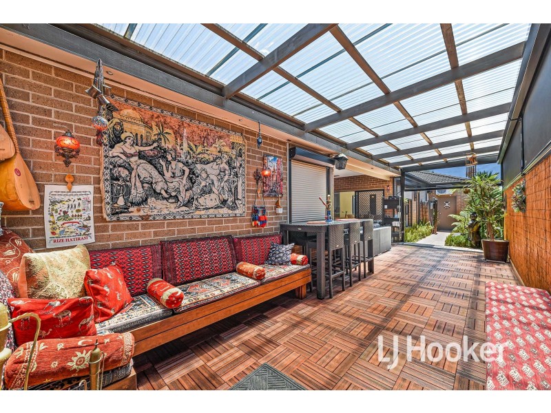 45 Von Nida Drive, Cranbourne North VIC 3977