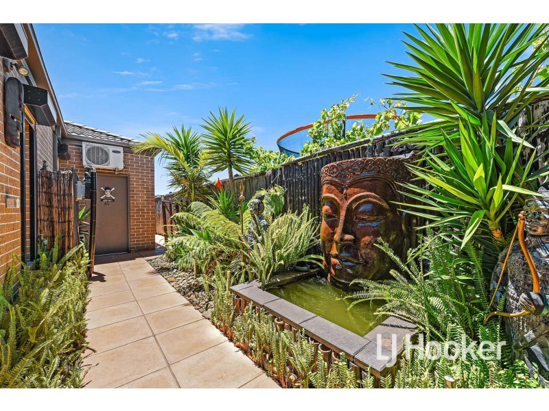 45 Von Nida Drive, Cranbourne North VIC 3977