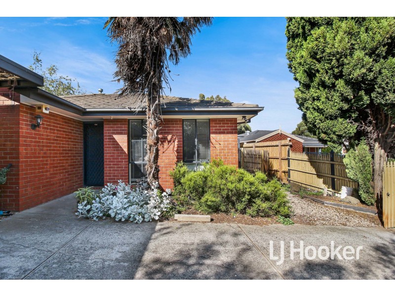 16 The Ridge, Hampton Park VIC 3976