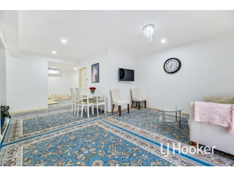 2/27-33 Coral Drive, Hampton Park VIC 3976