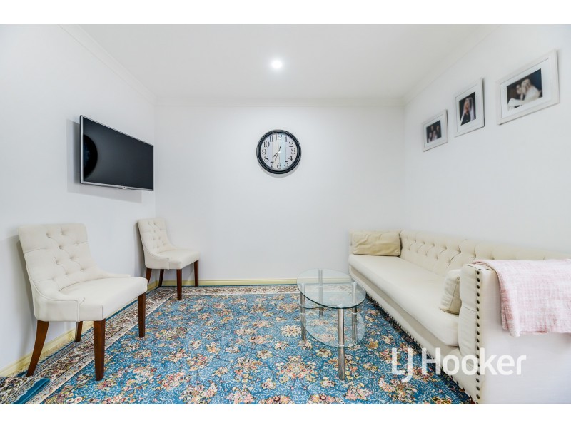 2/27-33 Coral Drive, Hampton Park VIC 3976