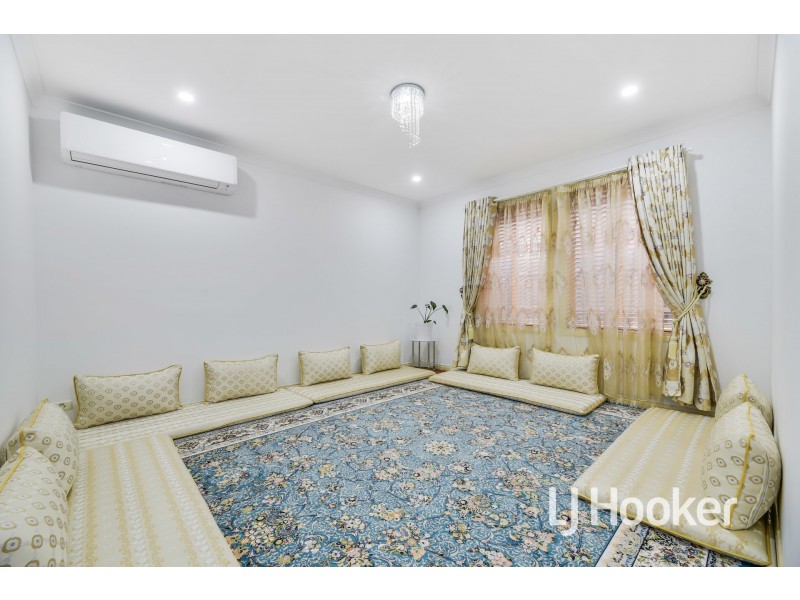 2/27-33 Coral Drive, Hampton Park VIC 3976