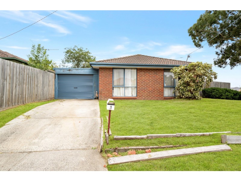 1 Caroline Crescent, Cranbourne West VIC 3977