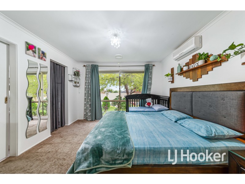 34 Lake View Drive, Narre Warren South VIC 3805