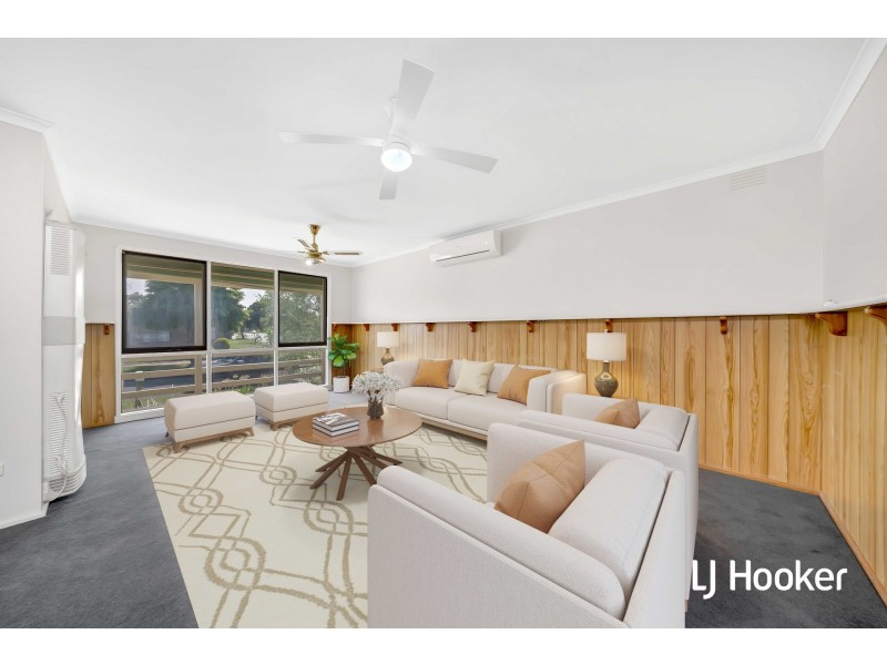 2 Horton Drive, Hampton Park VIC 3976