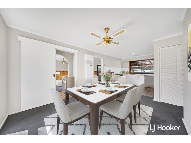 2 Horton Drive, Hampton Park VIC 3976