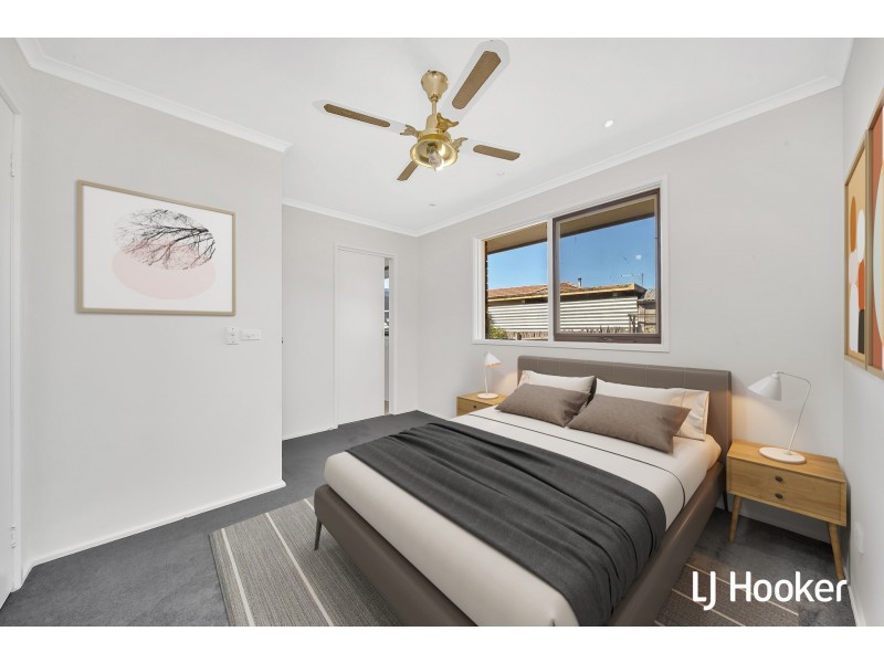 2 Horton Drive, Hampton Park VIC 3976