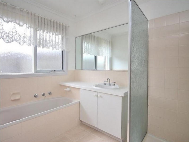 12 Tripoli Court, Hallam VIC 3803