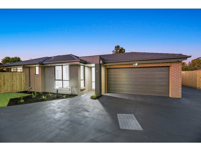 3/108 Endeavour Drive, Cranbourne North VIC 3977