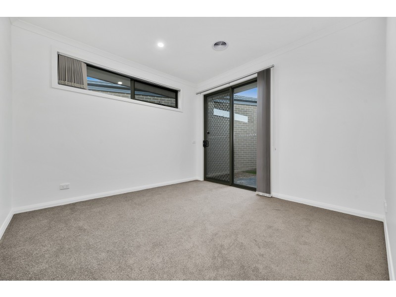 3/108 Endeavour Drive, Cranbourne North VIC 3977