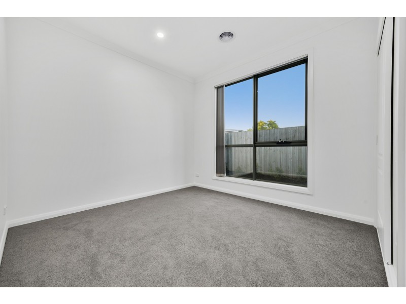 3/108 Endeavour Drive, Cranbourne North VIC 3977
