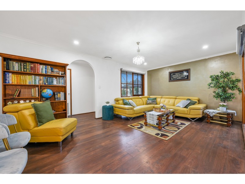 5 Basil Close, Hallam VIC 3803