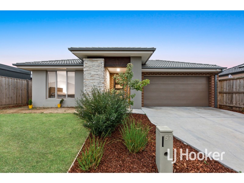 57 Abbeyard Drive, Clyde VIC 3978