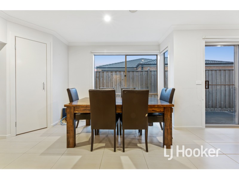 57 Abbeyard Drive, Clyde VIC 3978