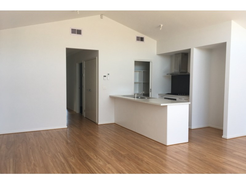 25 Timble Way, Clyde North VIC 3978