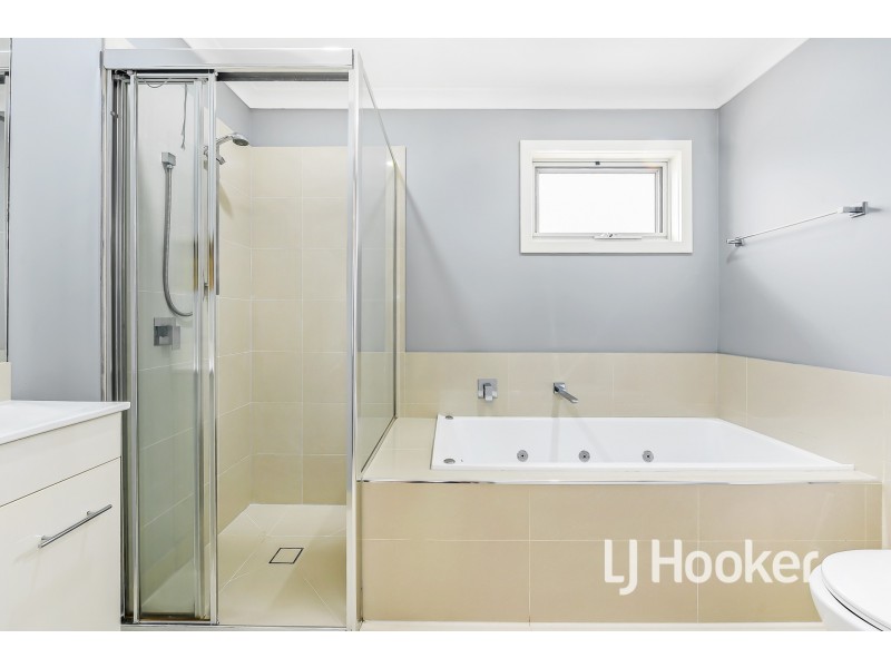 4/5 Tarella Street, Hampton Park VIC 3976