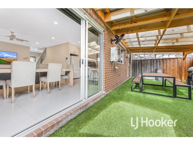 4/5 Tarella Street, Hampton Park VIC 3976