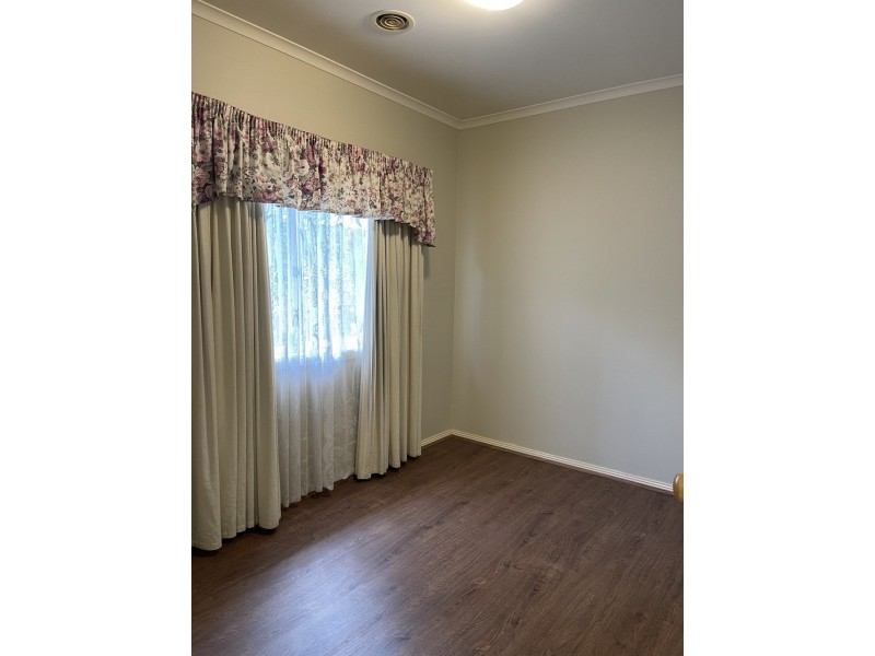 85 Hinrichsen Drive, Hallam VIC 3803