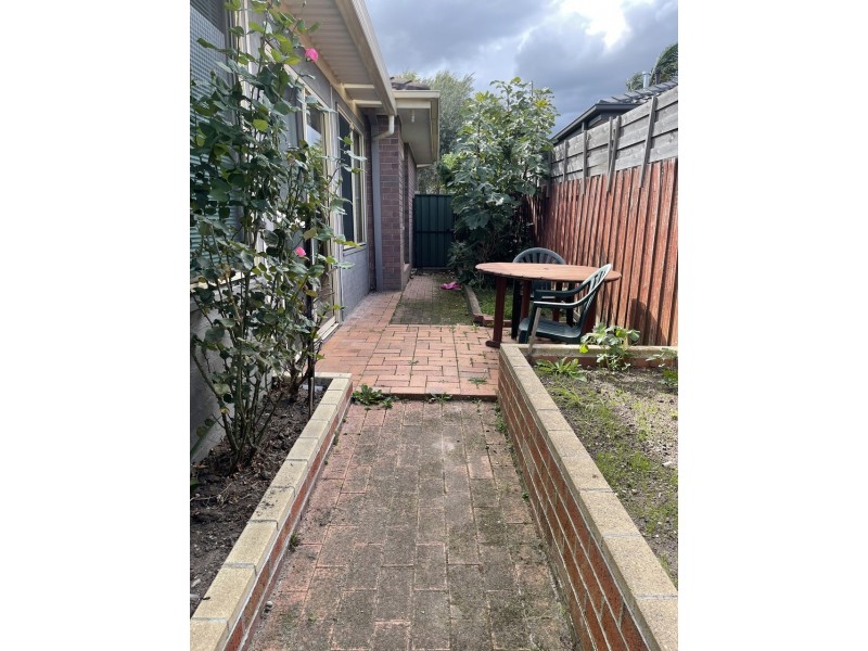 85 Hinrichsen Drive, Hallam VIC 3803