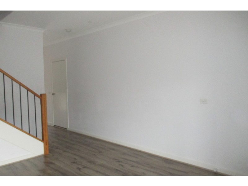 5 Charger Lane, Cranbourne East VIC 3977