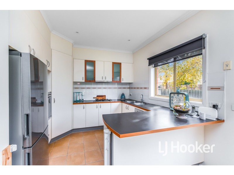 22 Penrose Drive, Narre Warren South VIC 3805