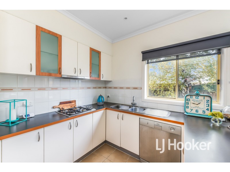 22 Penrose Drive, Narre Warren South VIC 3805