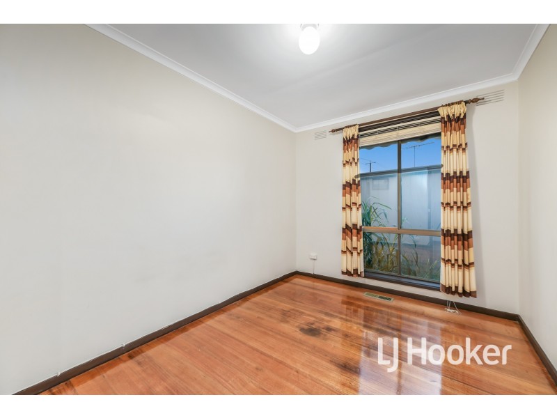 15 Somerville Road, Hampton Park VIC 3976