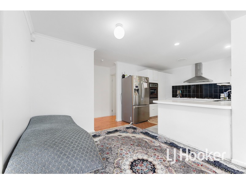 15 Mollisons Hill, Hampton Park VIC 3976