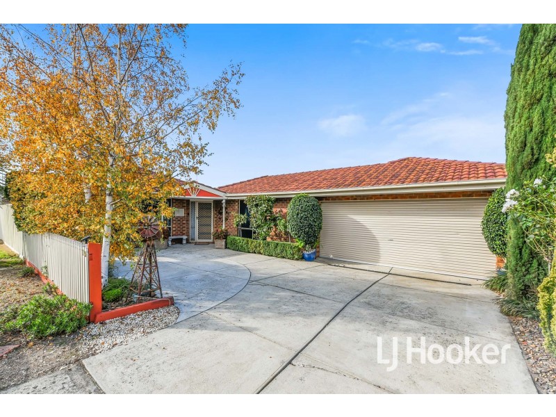 10 Nuzla Court, Hampton Park VIC 3976